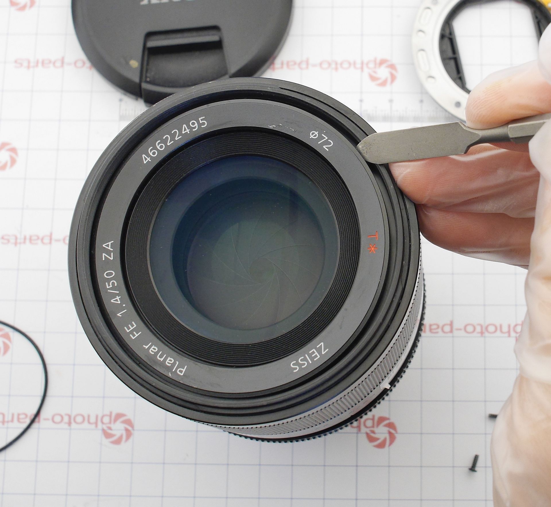 Sony FE Planar T* 50mm F1.4 ZA teardown and repair